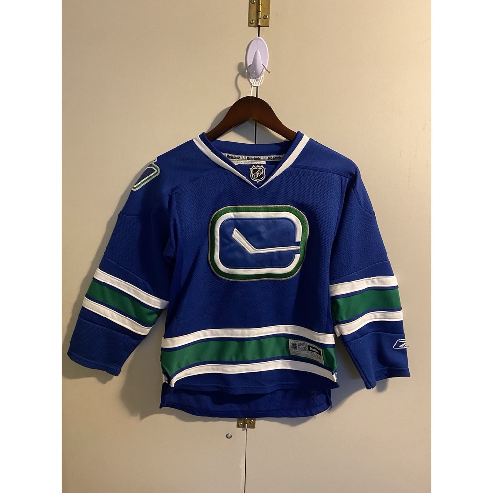 Reebok NHL Hockey Jersey Youth S/M Blue Good Vancouver Canucks NHL Hockey Jersey